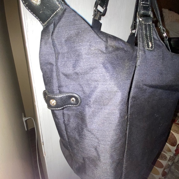 Nylon Roots Shoulder Bag - Picture 3 of 5